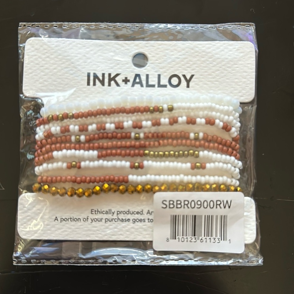 Ink & Alloy Burnt Orange and White - Picture 2 of 8
